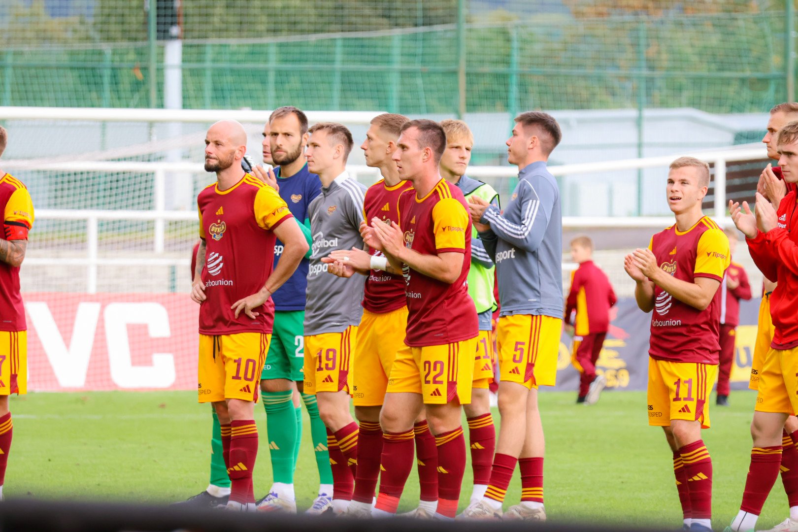 Dukla zabojuje o dleit body Na Stnadlech