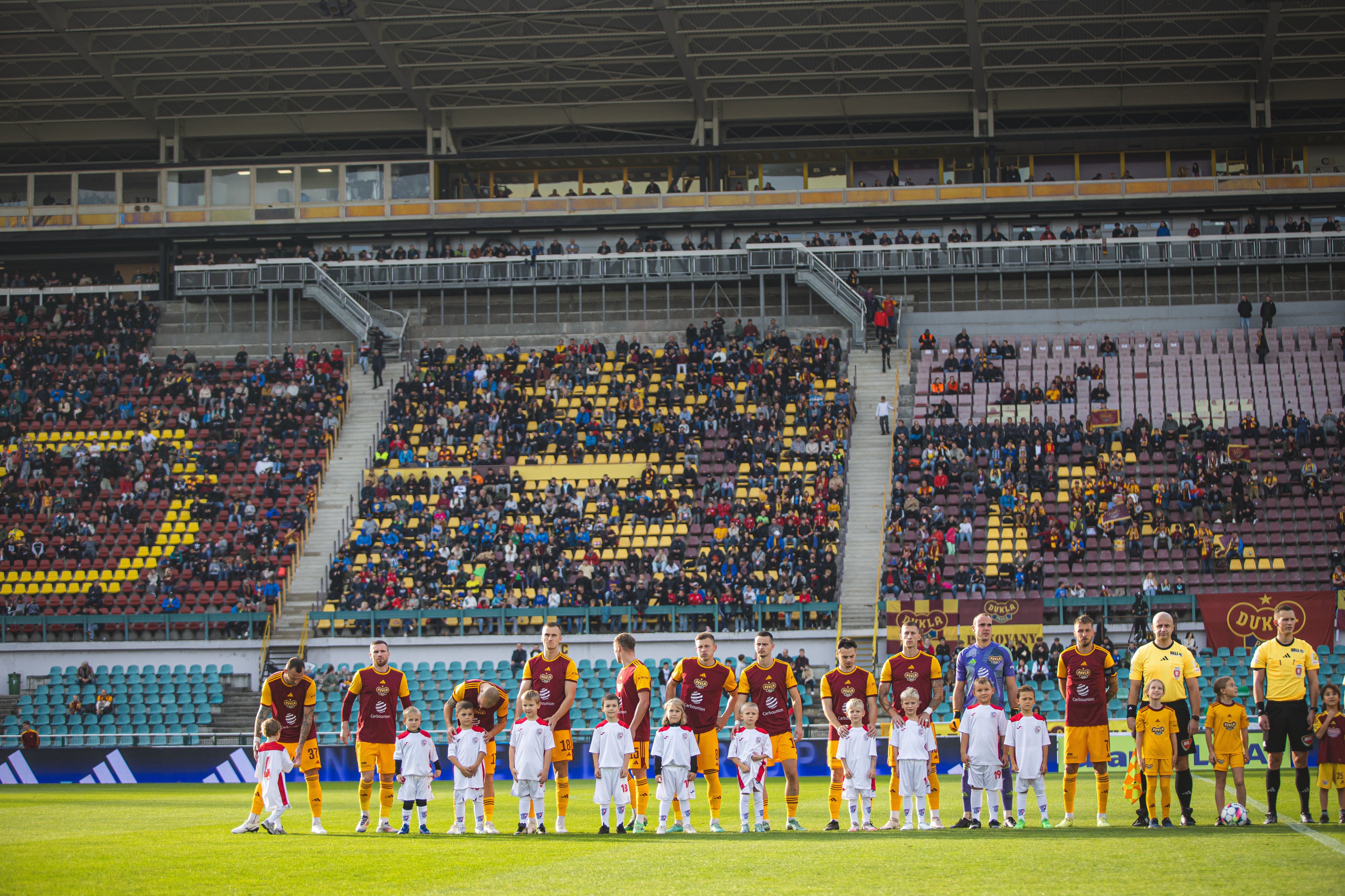 Dukla vyr bojovat do Edenu na derby se Slavi