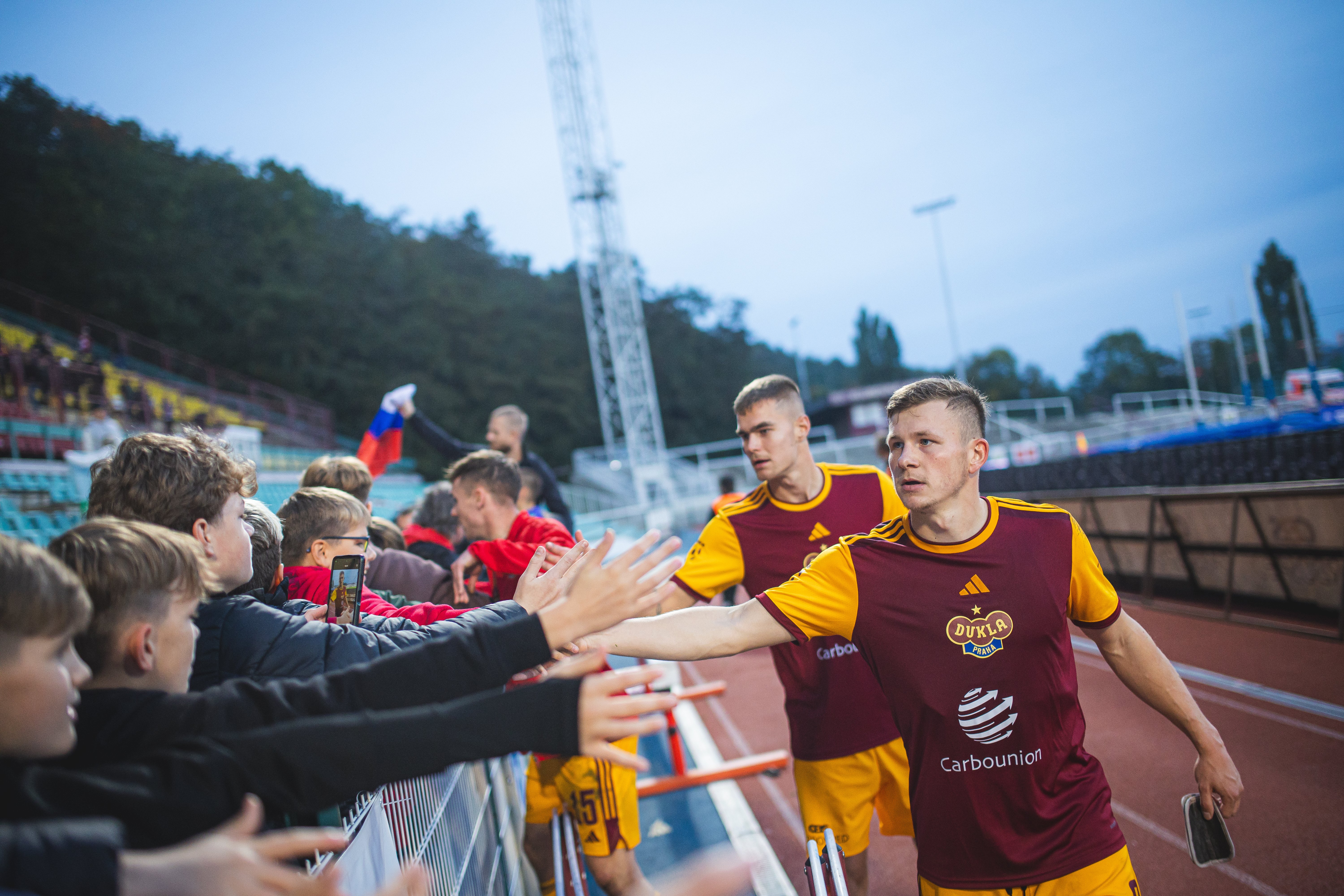 Dukla vyr na derby do olku