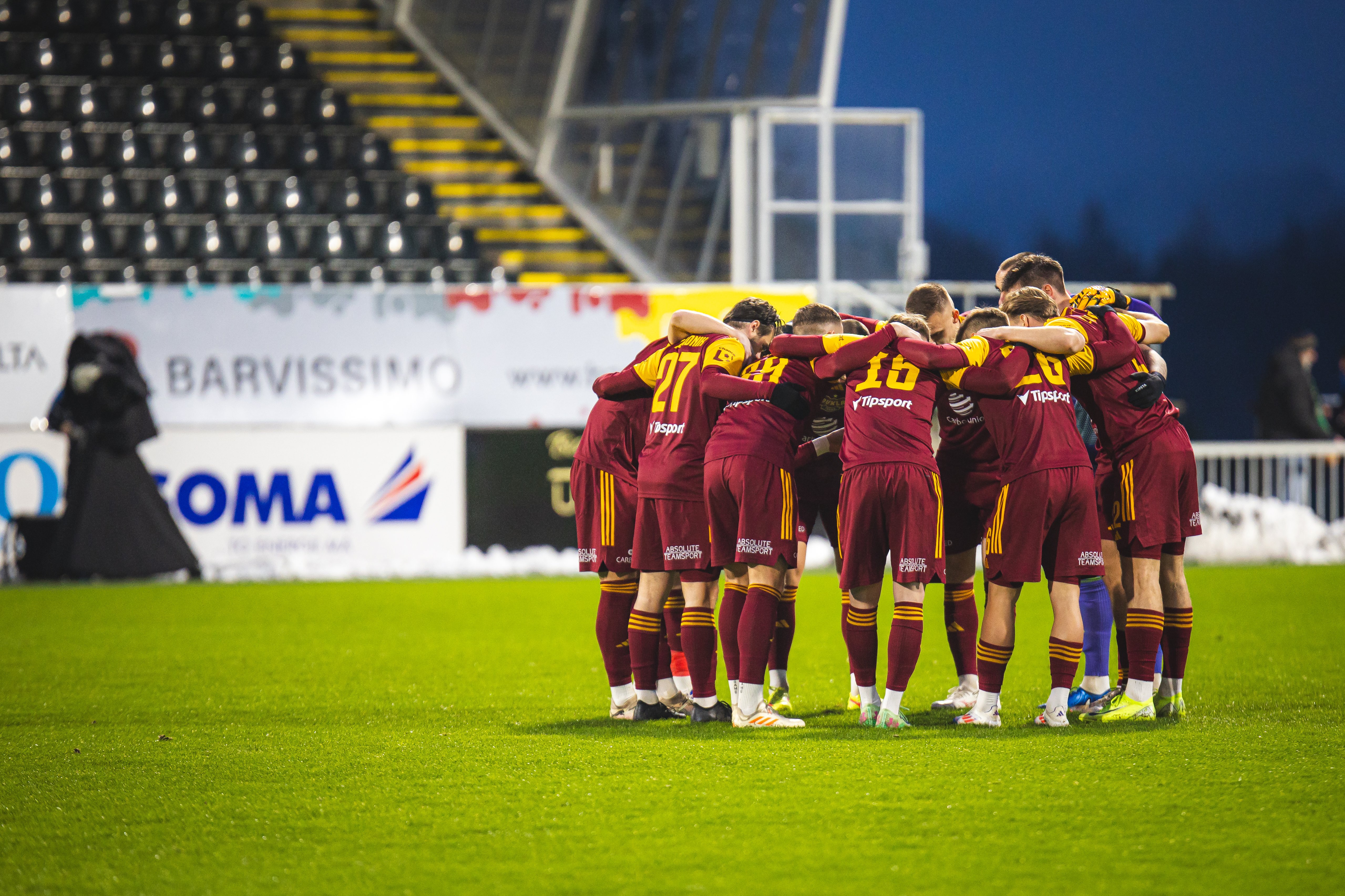 Dukla uzave podzim na Julisce, kde pivt Hradec Krlov