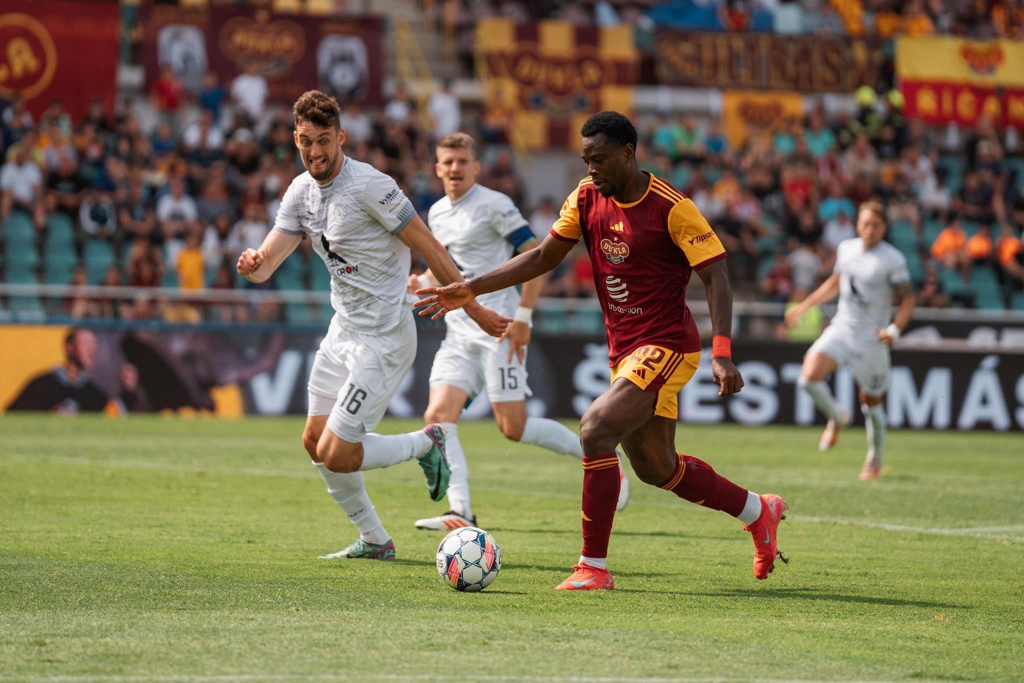 Dukla zachrnila prvn ligu