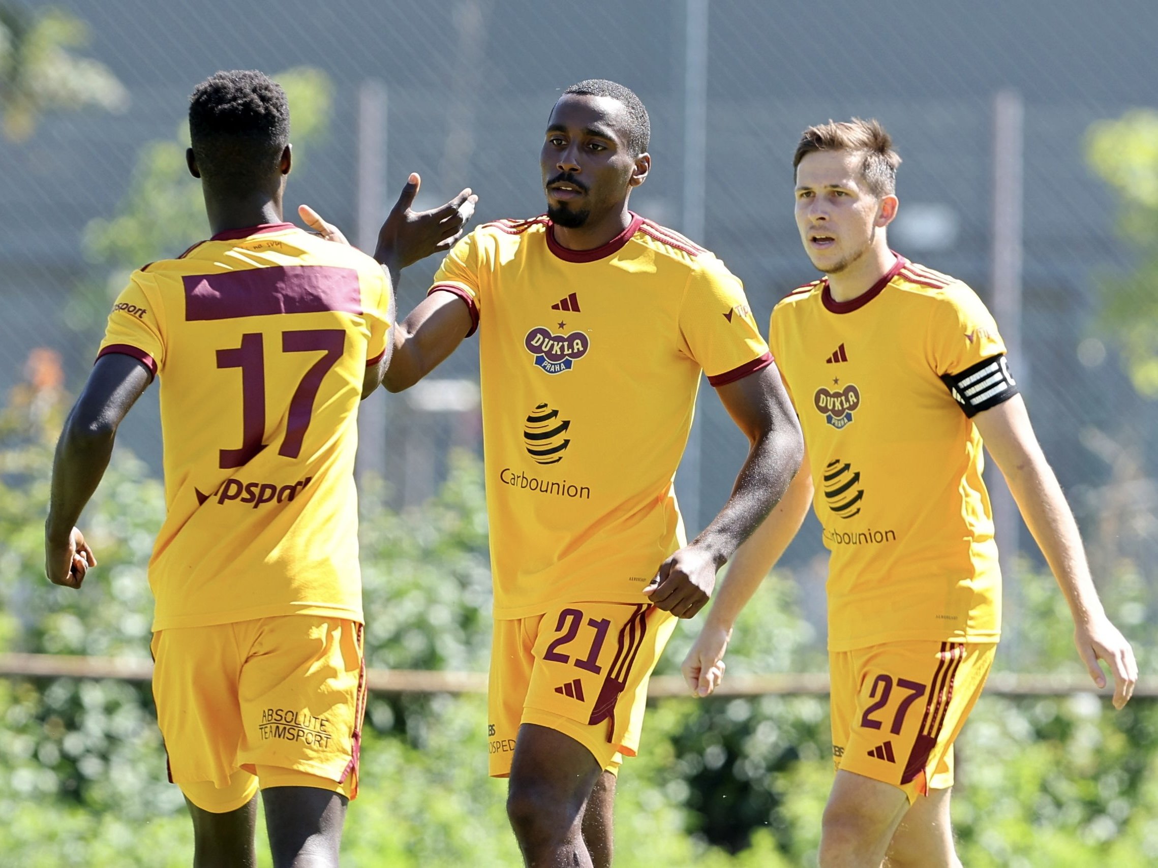 Tet vhra v pprav, Dukla vyhrla 4:2