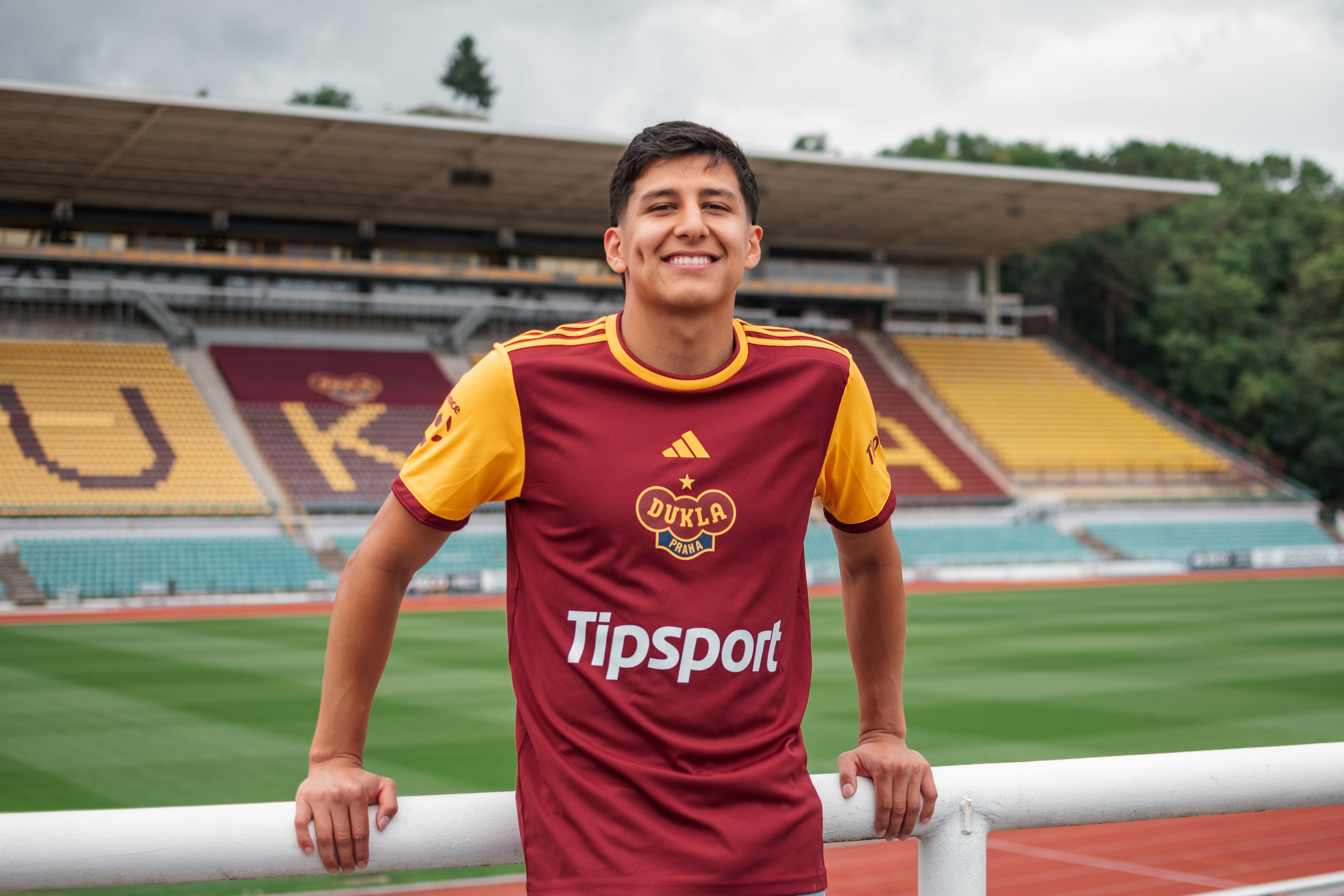 Diego Velasquez roziuje dukelsk ady