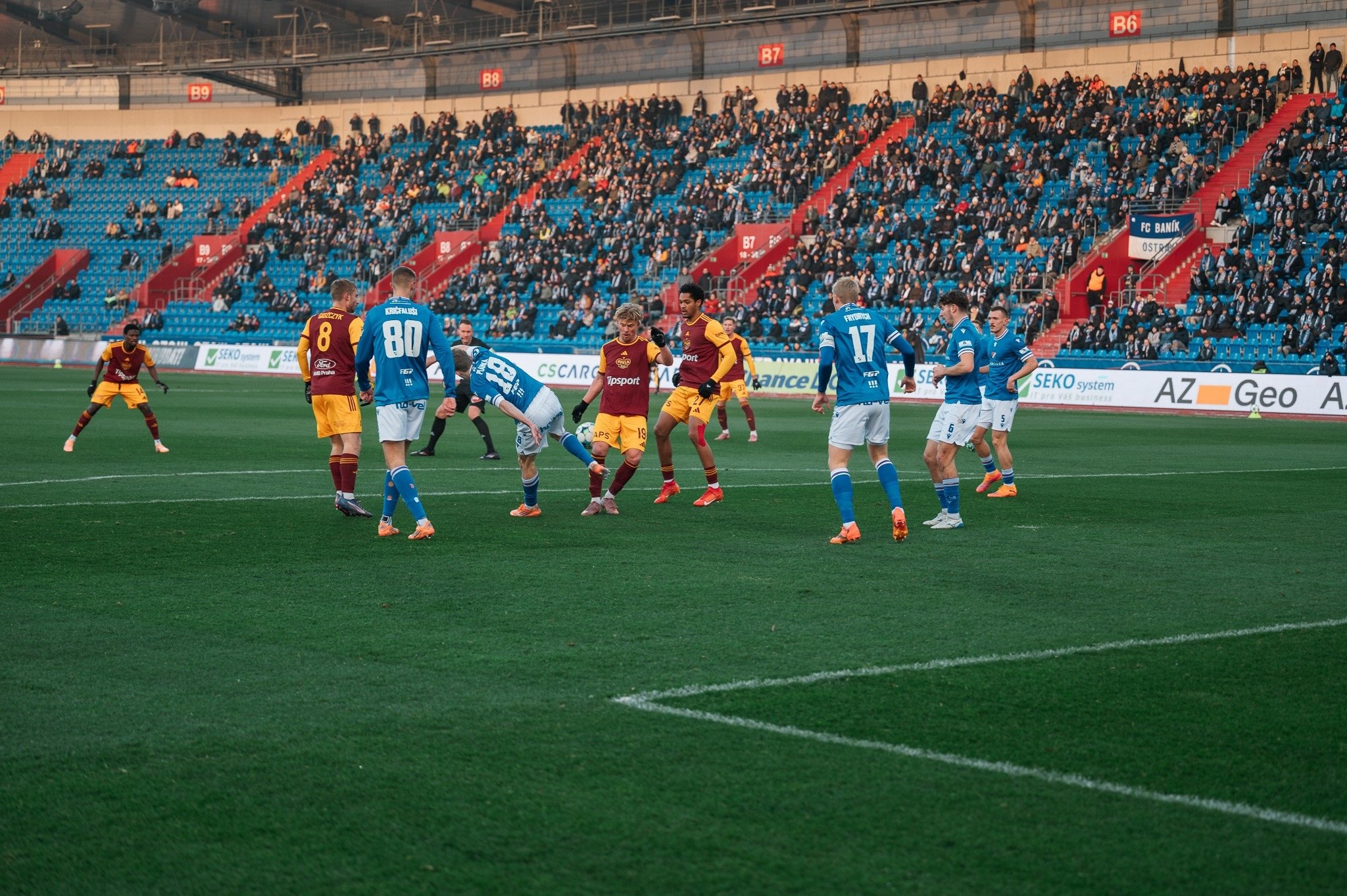 Dukle proti Baníku nepomohla ani premiérová trefa Kroupy