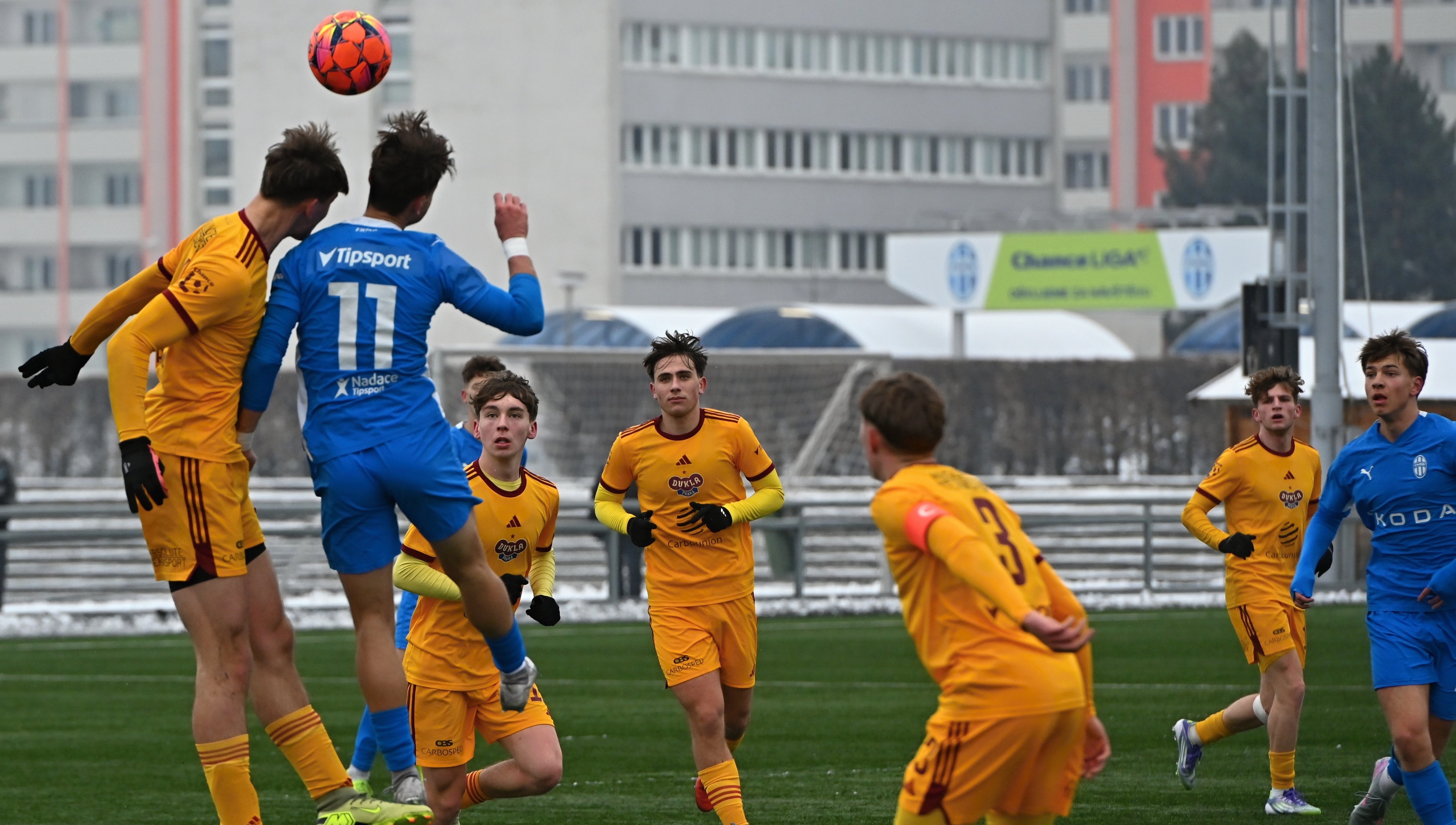 B T�M NA STARTU JARA