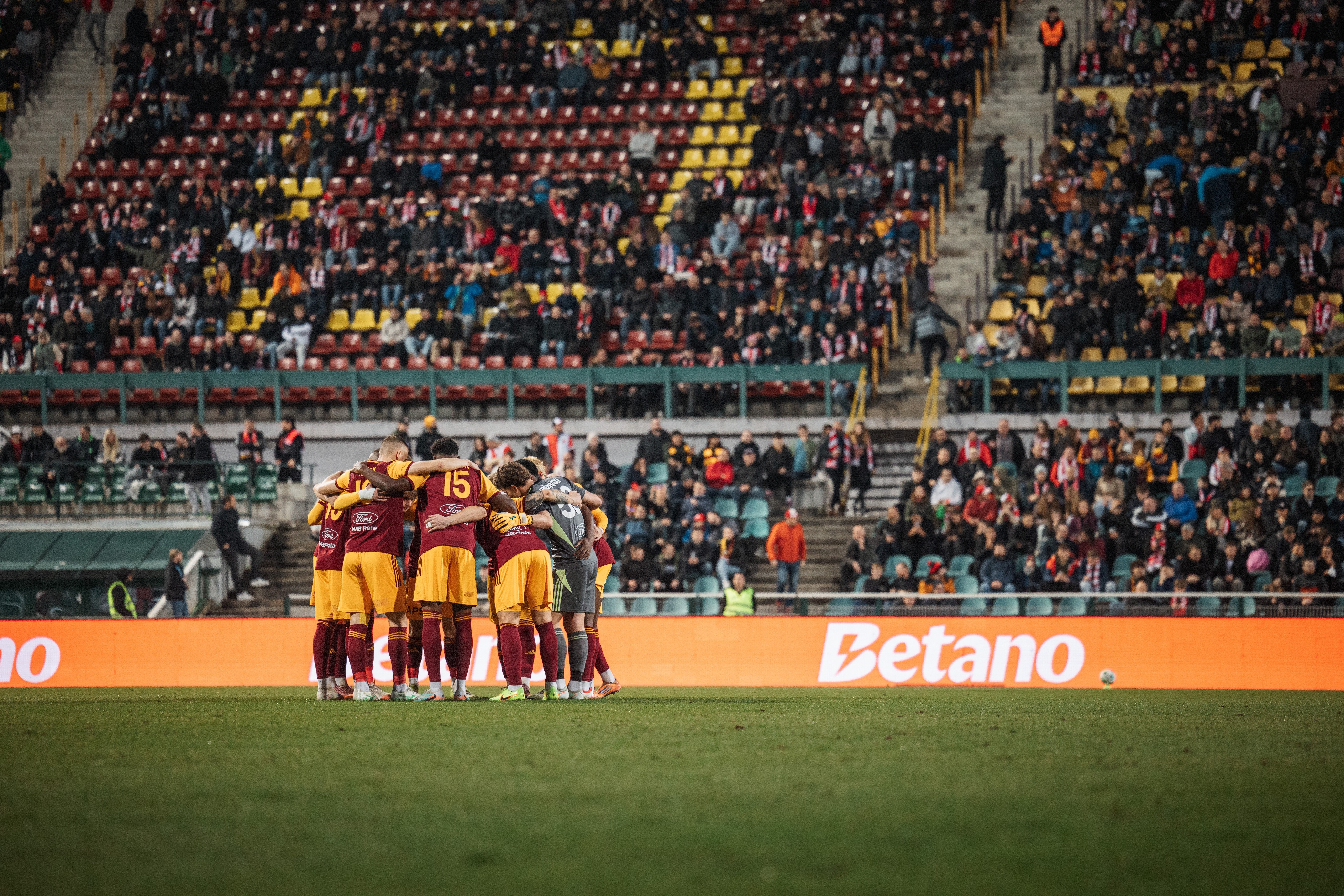 Dukla se p�edstav� v Teplic�ch. V���me, �e se to zlom�, ��k� Hanousek