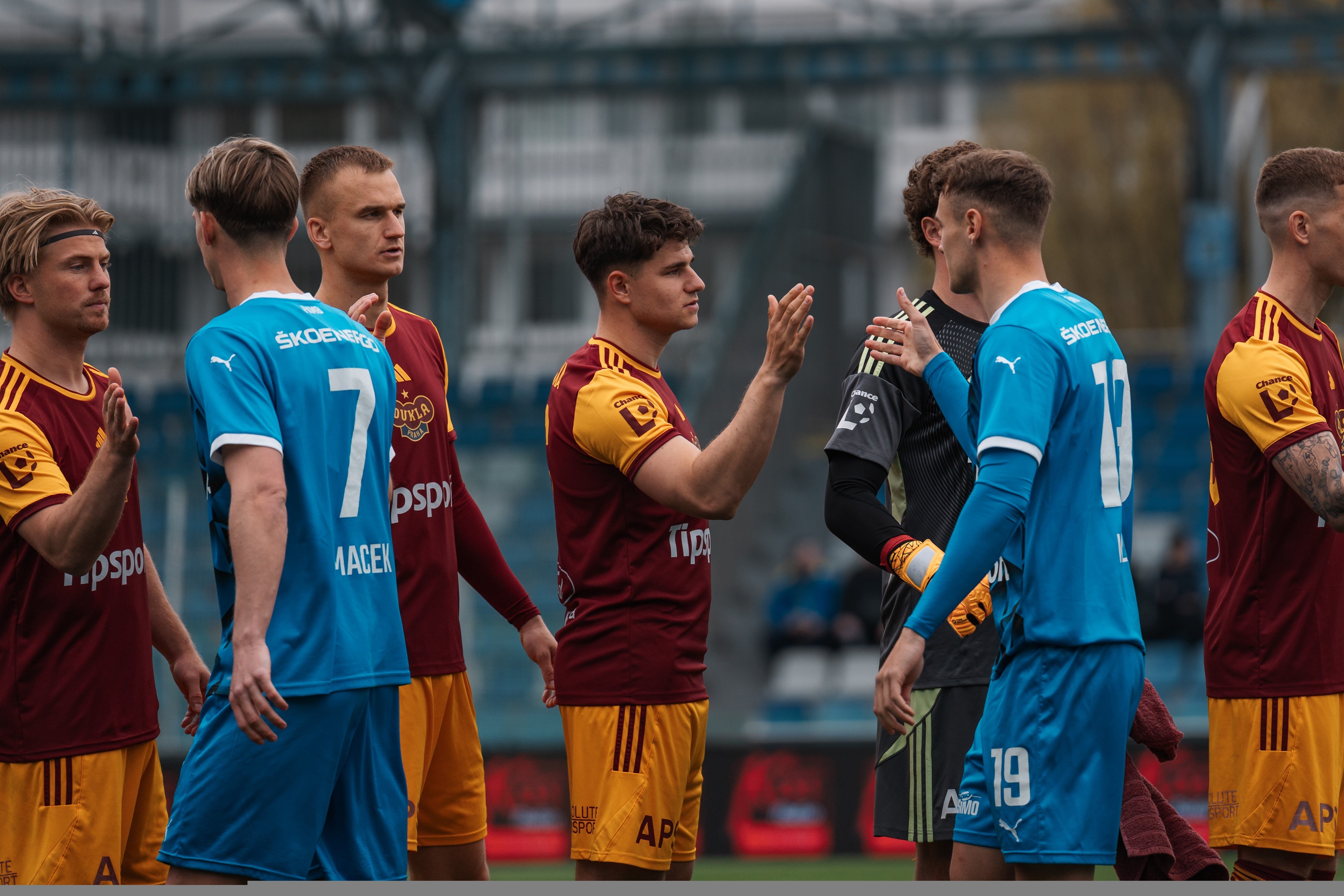 Dukla v �tern�m vlo�en�m utk�n� vyzve Mladou Boleslav