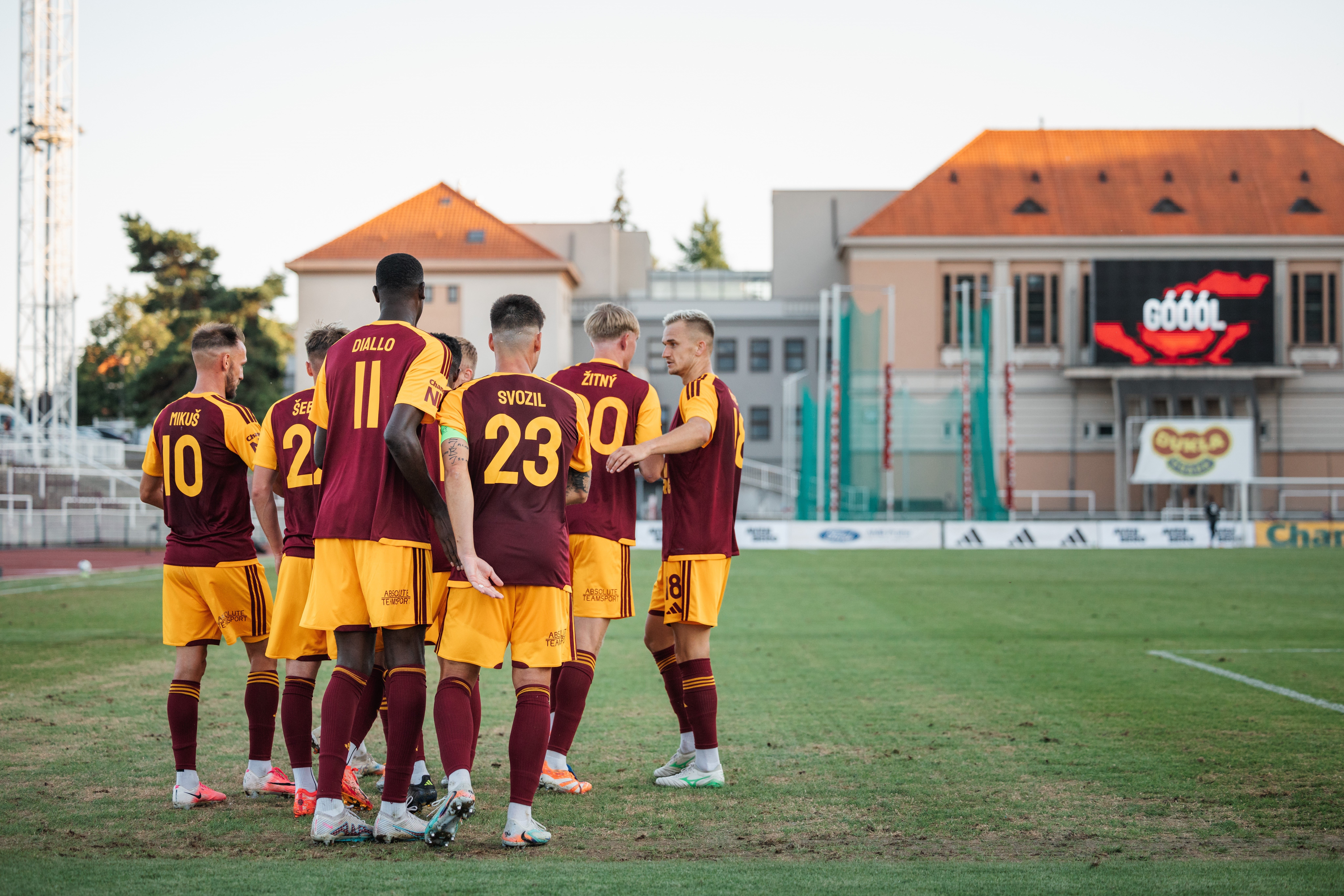 Dukla táhne do Tábora